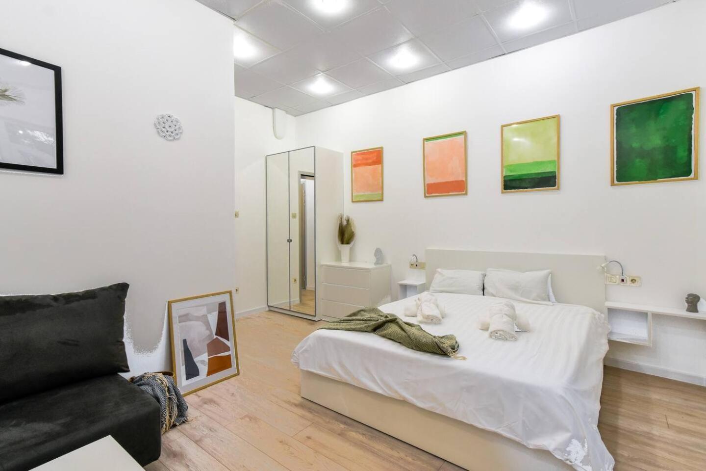 Duplex Condo Prime Location 2Bth 2 Studios ソフィア エクステリア 写真