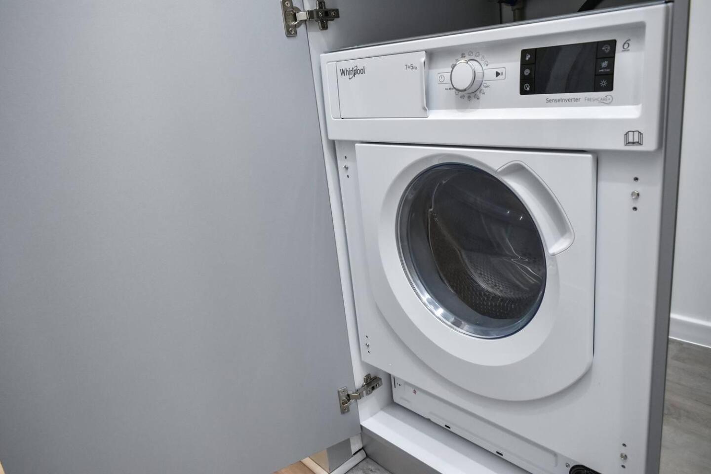 Duplex Condo Prime Location 2Bth 2 Studios ソフィア エクステリア 写真