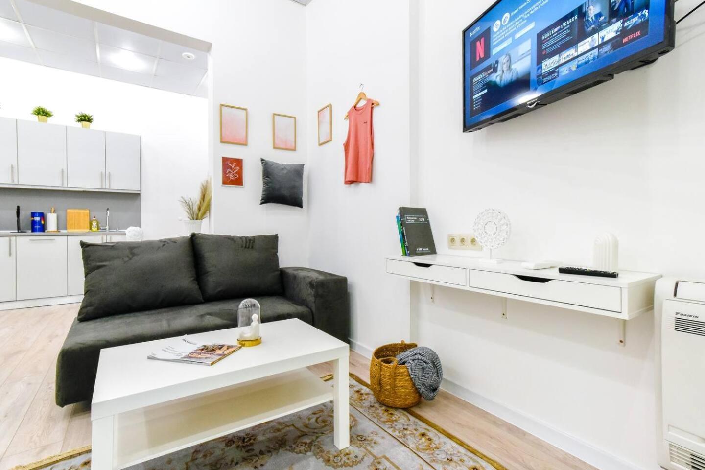 Duplex Condo Prime Location 2Bth 2 Studios ソフィア エクステリア 写真